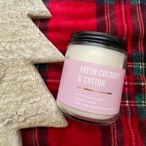 Bath and Body Works Single Wick Candle